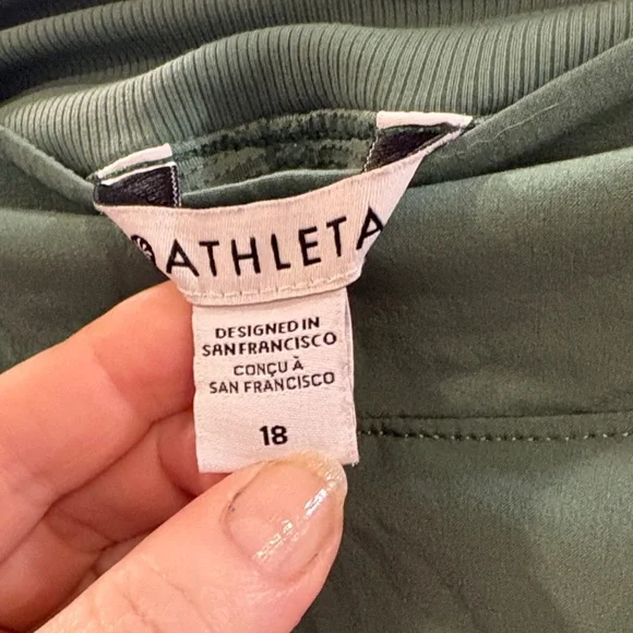 Athleta Green Athletic Skirt with Pockets sized 18 - Picture 2 of 4